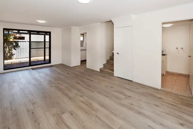 16-18 Wassell Street