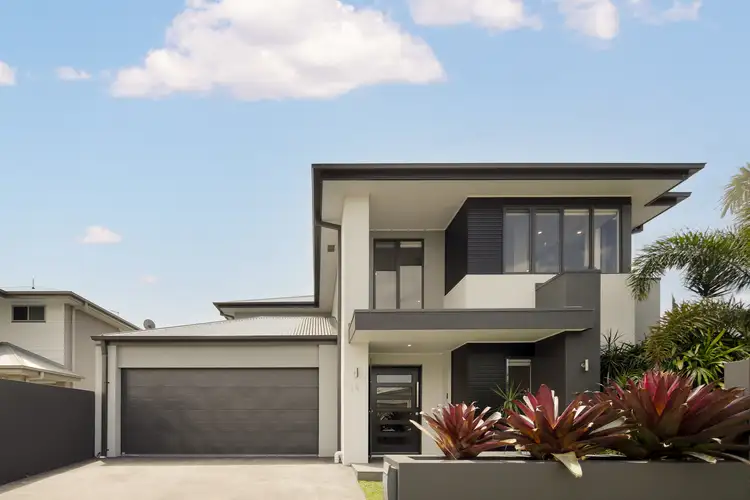 14 Voyage Street, Newport QLD 4020