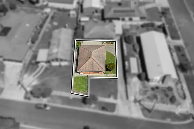 1/4 Bellarine Circuit, Morwell VIC 3840