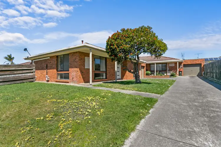 1/4 Bellarine Circuit, Morwell VIC 3840