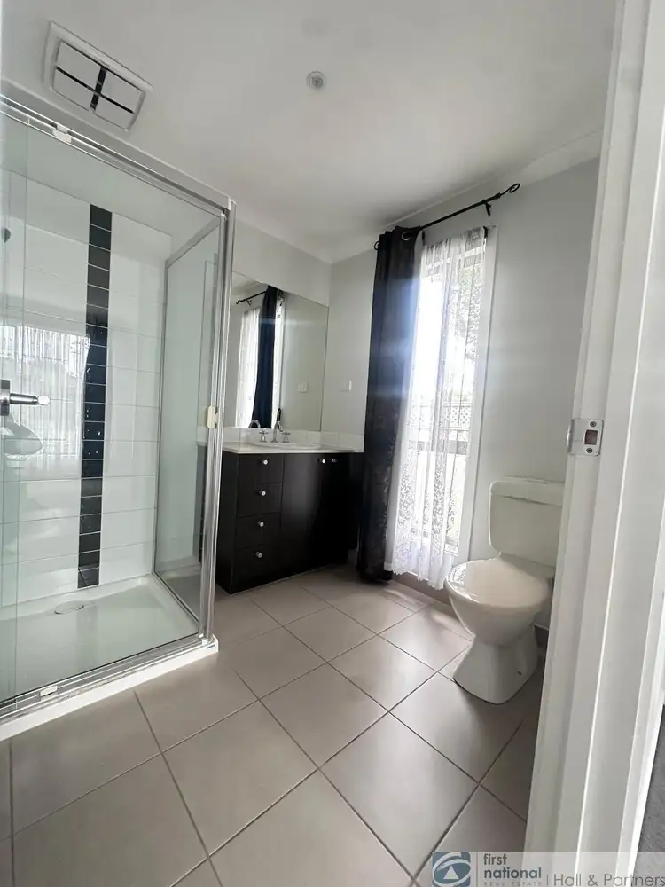 Fifth view of Homely house listing, 52 Edenbrook Circuit, Pakenham VIC 3810