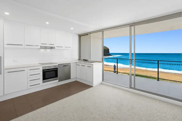 4/17 Surfview Road, Mona Vale NSW 2103
