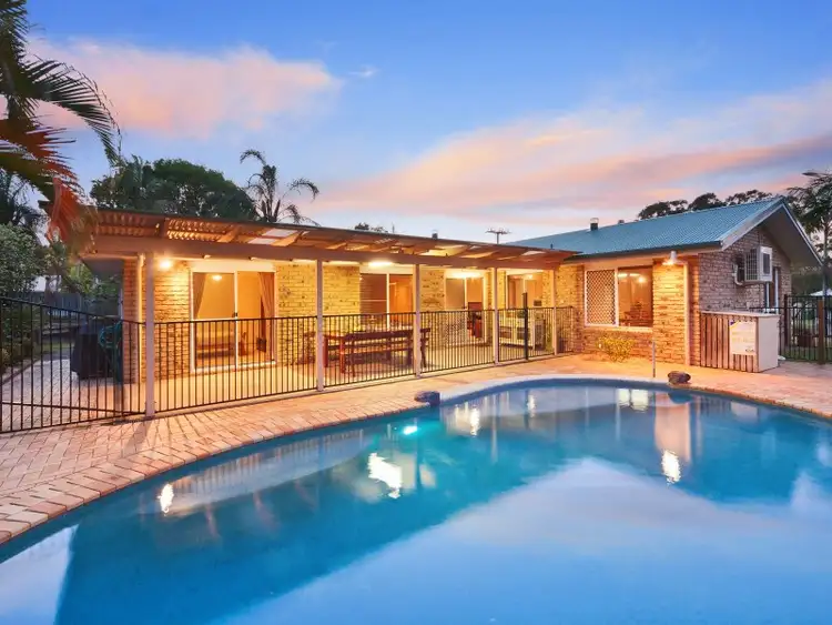 19 Oakwood Street, Little Mountain QLD 4551