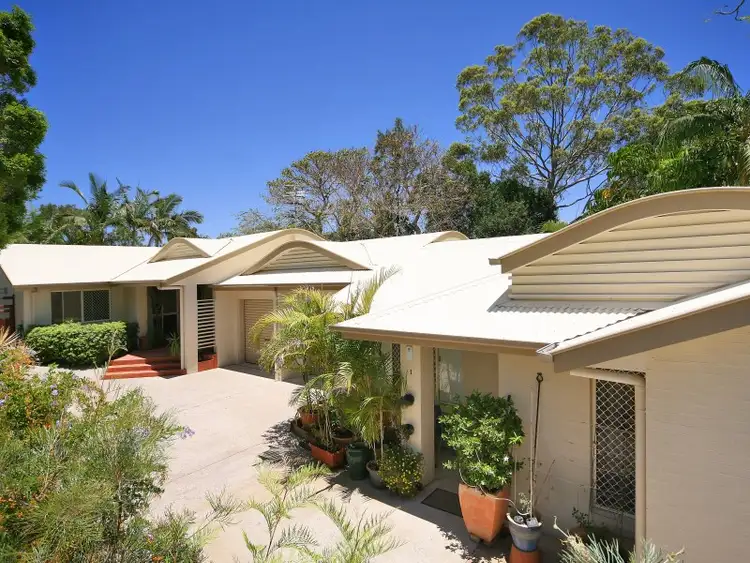 1 & 2/58 Yandina Coolum Road, Coolum Beach QLD 4573