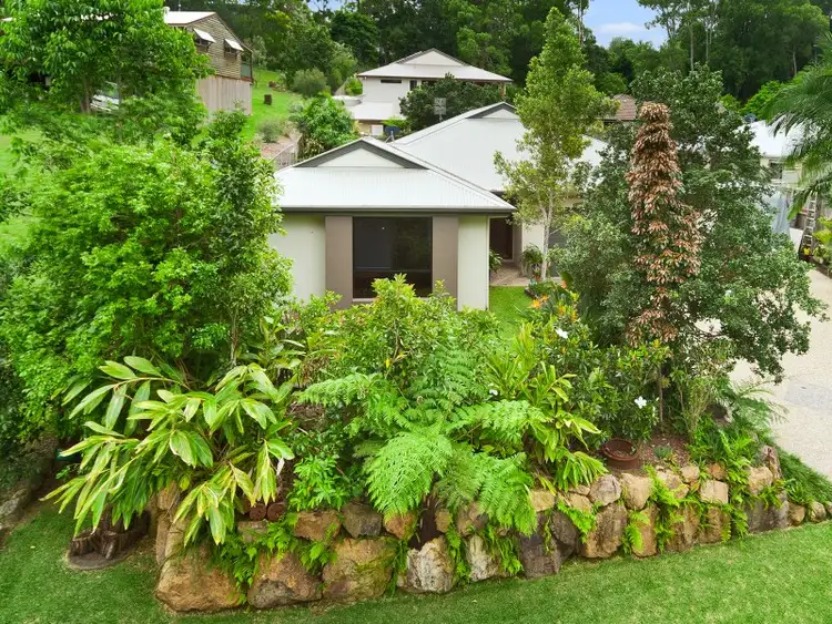 4 Sweet Water Street, Woombye QLD 4559