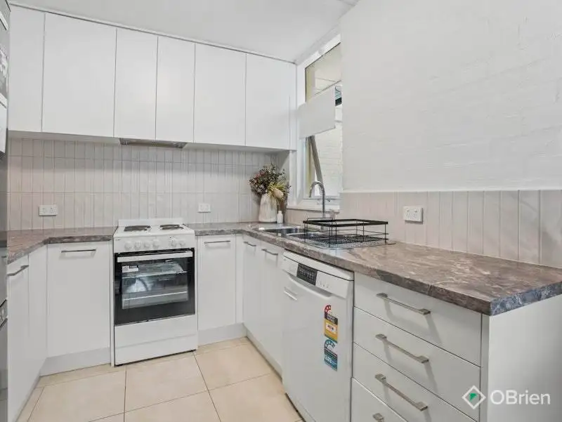 Main view of Homely unit listing, 6/162 Canadian Bay Road, Mount Eliza VIC 3930