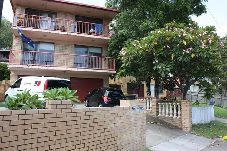 1/18 West Burleigh Road