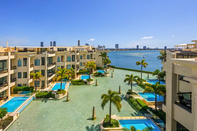 61/94 Seaworld Drive, Main Beach QLD 4217
