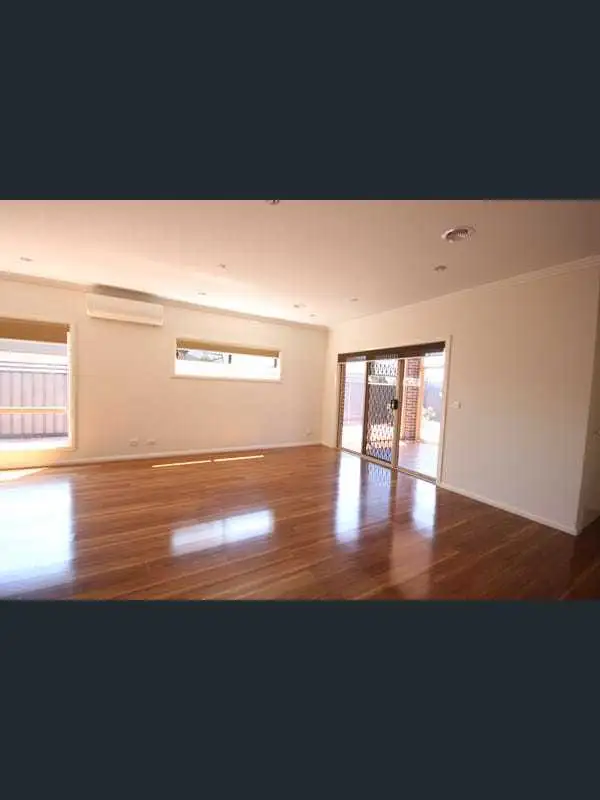 Fifth view of Homely house listing, 8 Jonesfield Street, Craigieburn VIC 3064
