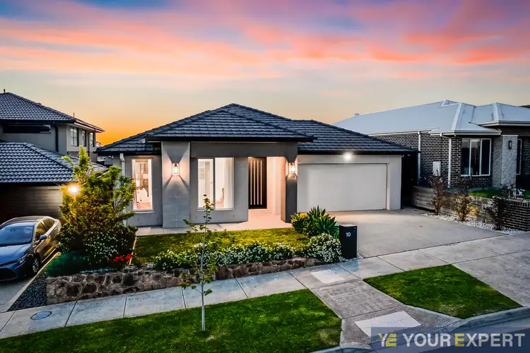 Fifth view of Homely house listing, 10 Charleston Chase, Berwick VIC 3806