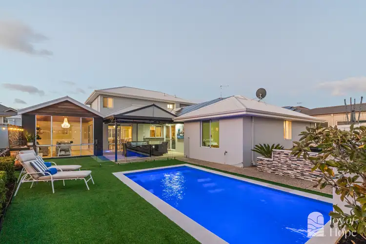 4 Cooya Pass, Burns Beach WA 6028