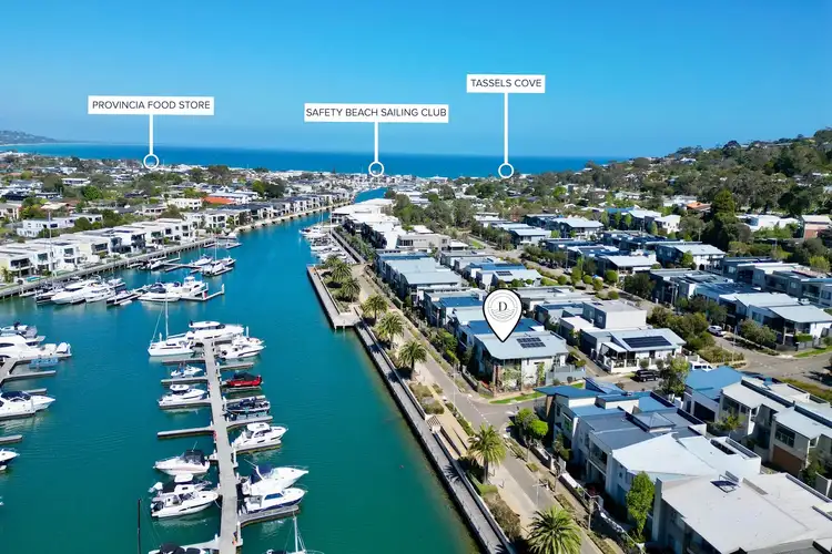 18 Harbourside Esplanade, Safety Beach VIC 3936