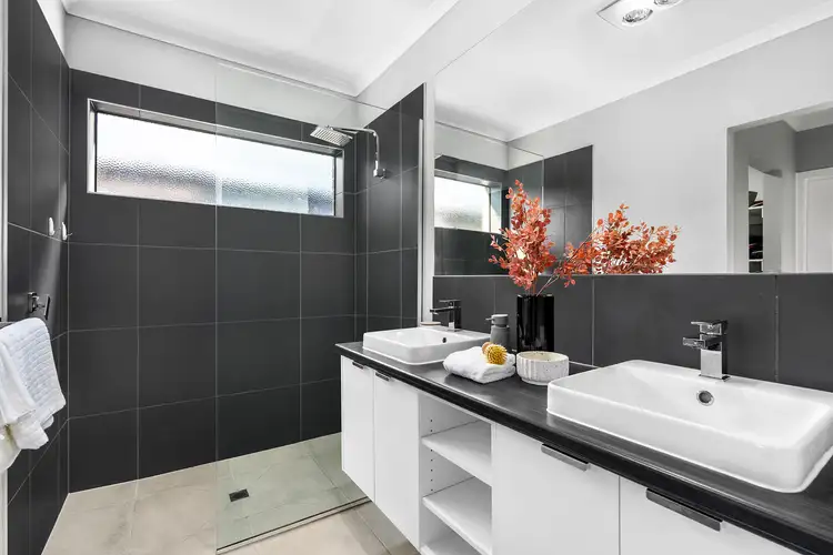 Sixth view of Homely house listing, 13 Grovedon Circuit, Donnybrook VIC 3064