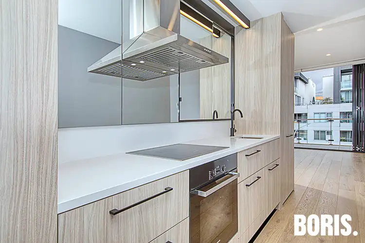 128/45 Eastlake Parade