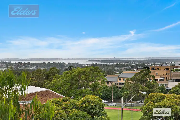 302/6 University Road