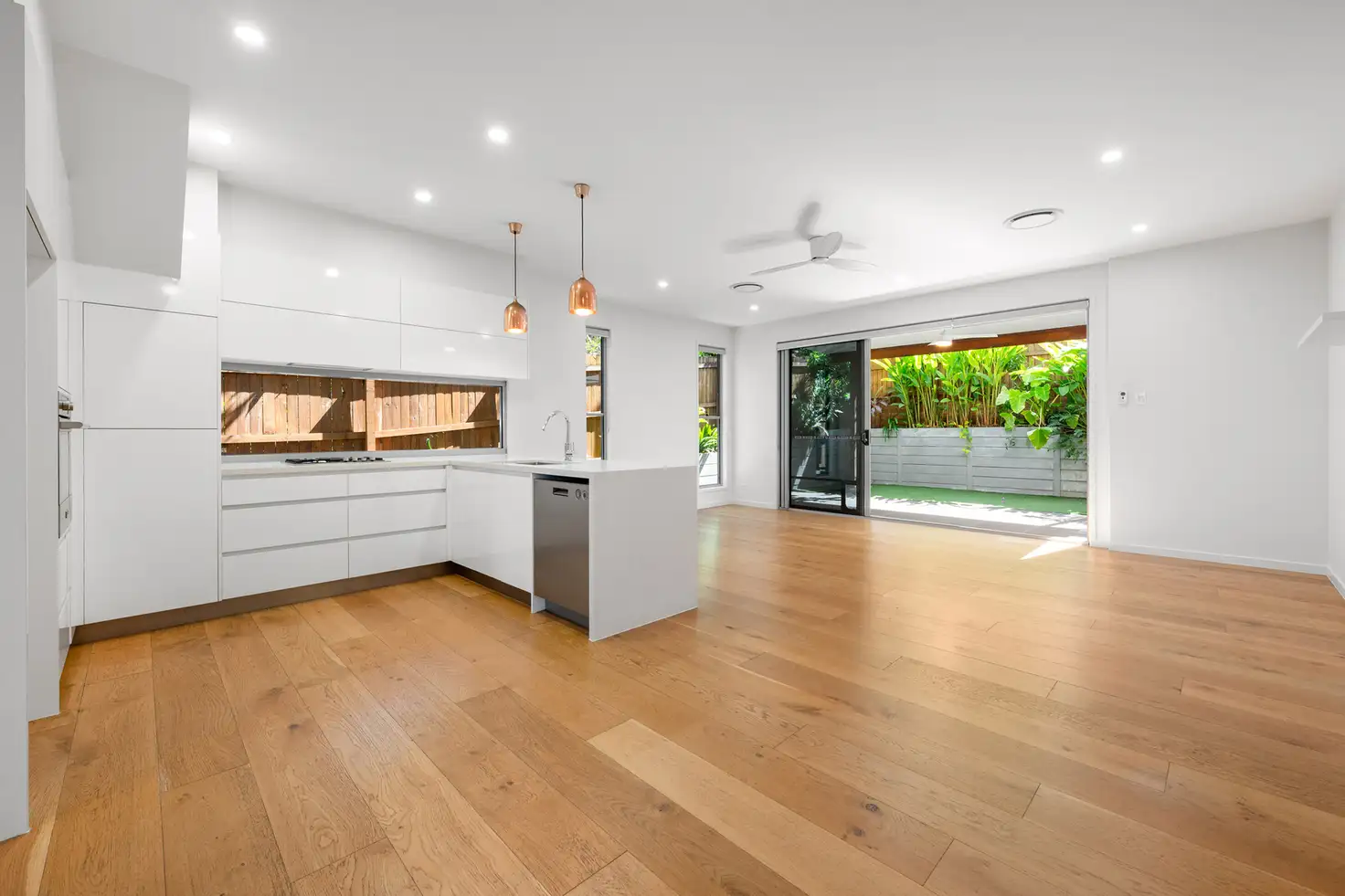 Main view of Homely townhouse listing, 70A Riding Road, Hawthorne QLD 4171