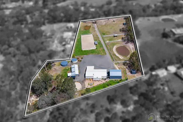 36 Foxs Road, Toongabbie VIC 3856