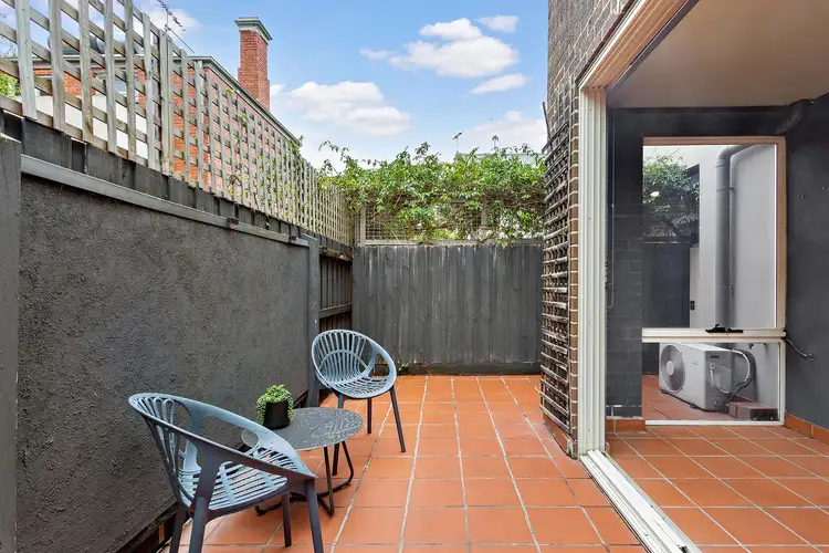 6/221 Dandenong Road, Windsor VIC 3181