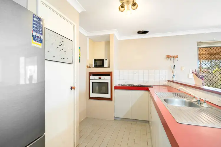 Fourth view of Homely house listing, 2 Durack Crescent, Gosnells WA 6110