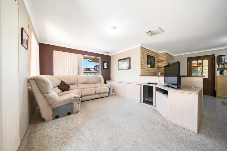 Fifth view of Homely house listing, 2 Durack Crescent, Gosnells WA 6110