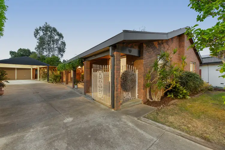 Main view of Homely house listing, 10 Wallaroo Square, Werribee VIC 3030