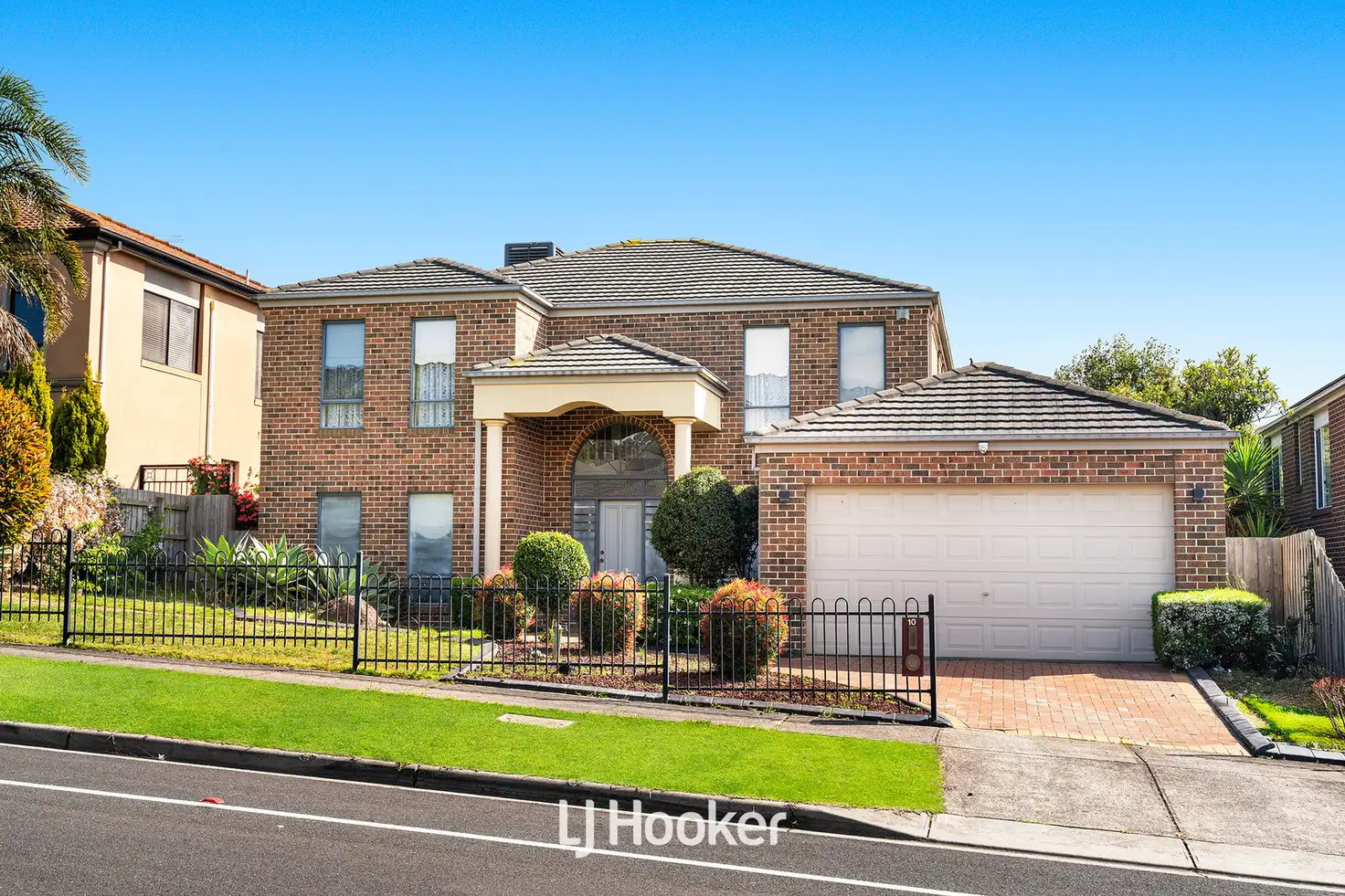 Main view of Homely house listing, 10 Homewood Boulevard, Hallam VIC 3803
