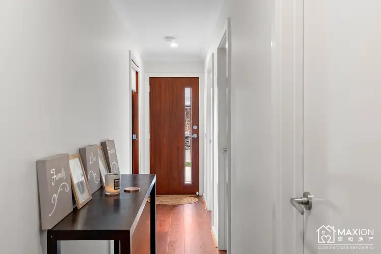Second view of Homely house listing, 5 Fargo Street, Thornhill Park VIC 3335