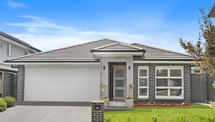4 Titania Street, Riverstone NSW 2765