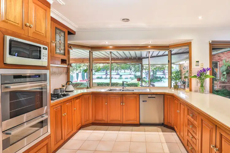 Fifth view of Homely house listing, 10 Angelo Court, Mildura VIC 3500