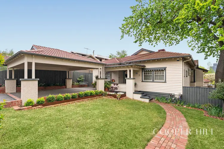 24 Victoria Crescent, Mont Albert VIC 3127