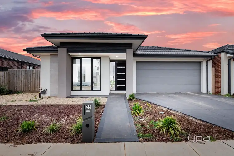 25 Maradona Boulevard, Deanside VIC 3336