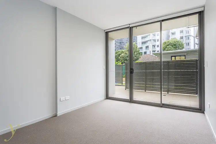 Fifth view of Homely apartment listing, 33 Devonshire Street, Chatswood NSW 2067