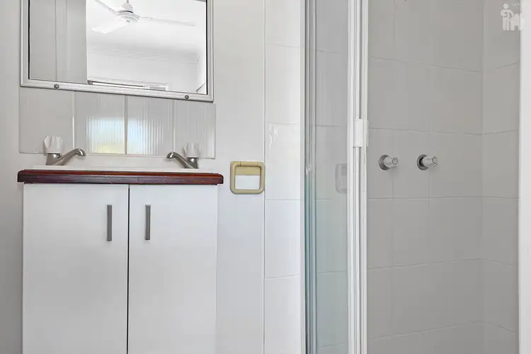 Fifth view of Homely townhouse listing, 6/447 Esplanade, Torquay QLD 4655