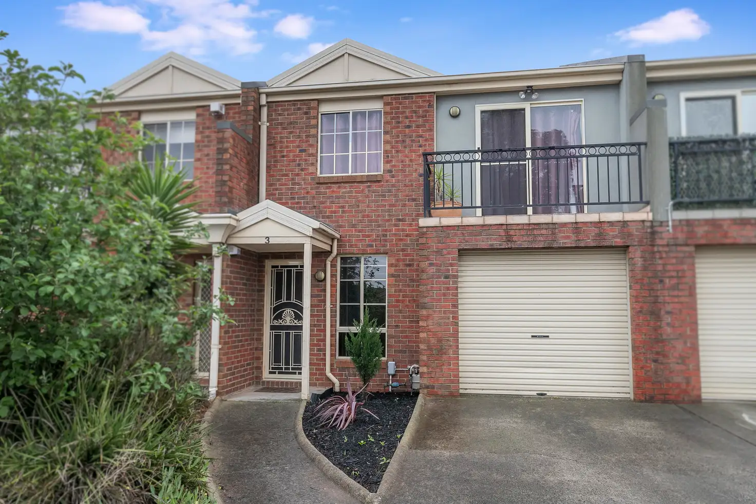 Main view of Homely townhouse listing, 3/2 Silvertree Avenue, Delahey VIC 3037