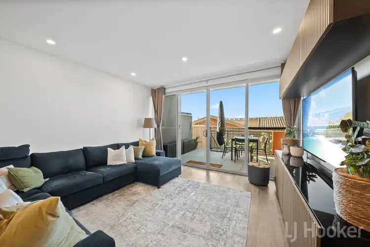 Sixth view of Homely apartment listing, 17B/17 Uriarra Road, Queanbeyan NSW 2620