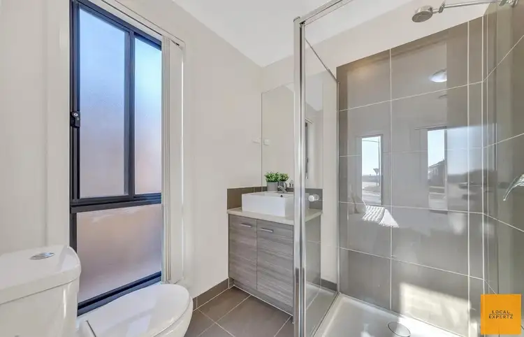 Fifth view of Homely house listing, 16 Pearce Way, Weir Views VIC 3338