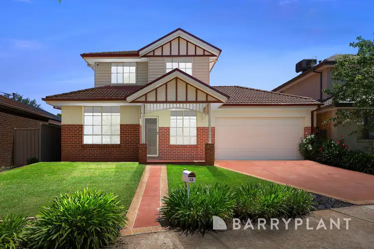 13 Weigall Close, Caroline Springs VIC 3023