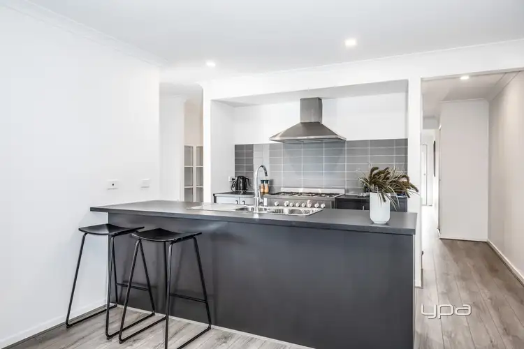 Sixth view of Homely house listing, 2 Alkington Way, Werribee VIC 3030