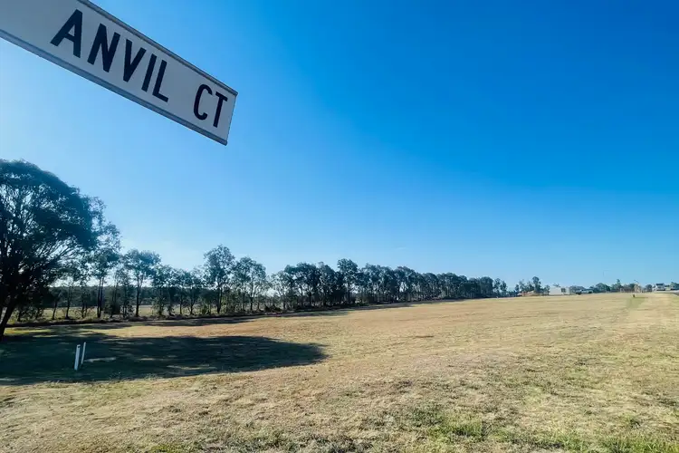 1 Anvil Court, Goombungee QLD 4354