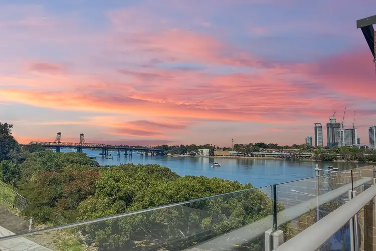 411/146 Bowden Street