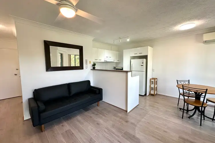 Fourth view of Homely unit listing, 4/9 Tweed Street, Southport QLD 4215