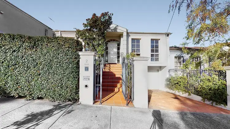 2/1008 Toorak Road, Camberwell VIC 3124