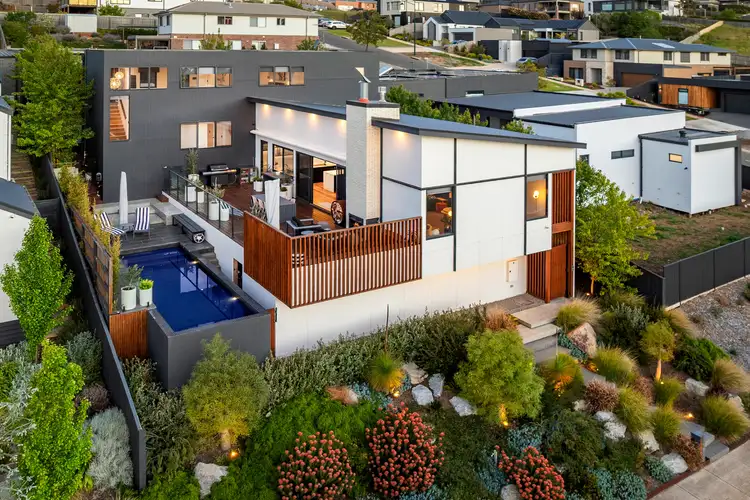 112 Millrace Road, Highton VIC 3216