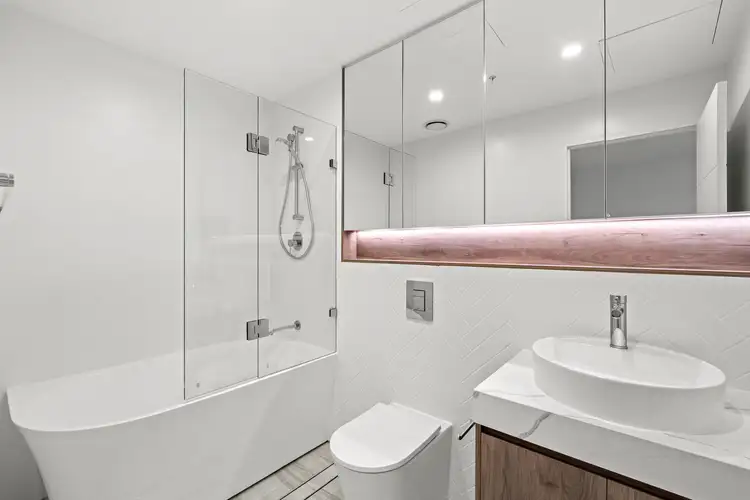 Fifth view of Homely apartment listing, Level 21/E2102/108 Donnison Street, Gosford NSW 2250
