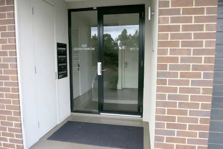 Second view of Homely apartment listing, 3/262 Alexandra Parade East, Clifton Hill VIC 3068