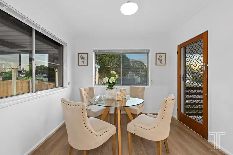 Sixth view of Homely house listing, 2 Dirkala Street, Mansfield QLD 4122