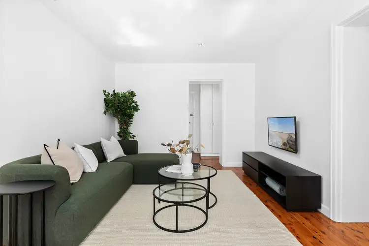 Fifth view of Homely unit listing, 2/4 Macleay Street, Potts Point NSW 2011