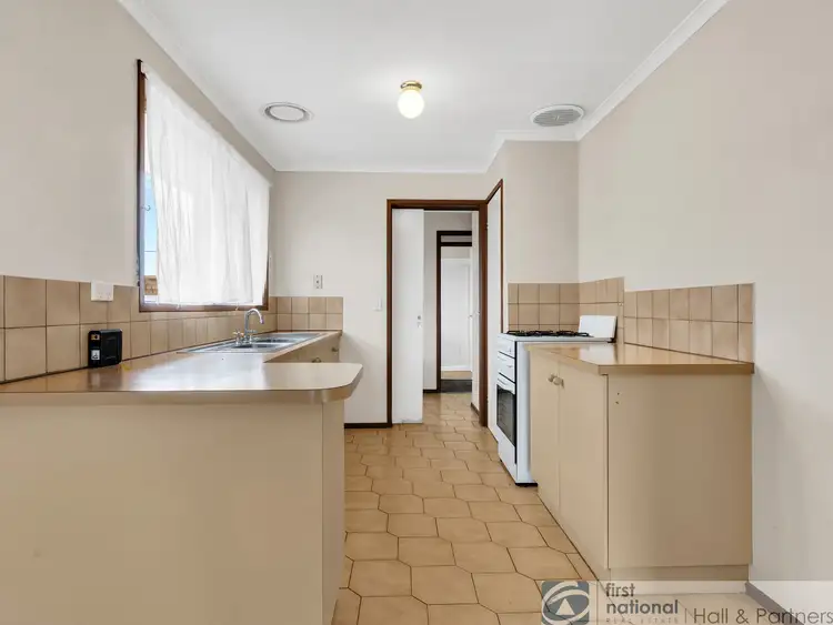 Fifth view of Homely unit listing, 2/288 Gladstone Road, Dandenong North VIC 3175
