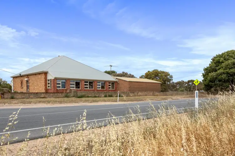 1395 Callington Road