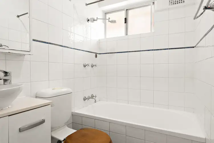 Fifth view of Homely apartment listing, 22/6 Francis Street, Dee Why NSW 2099